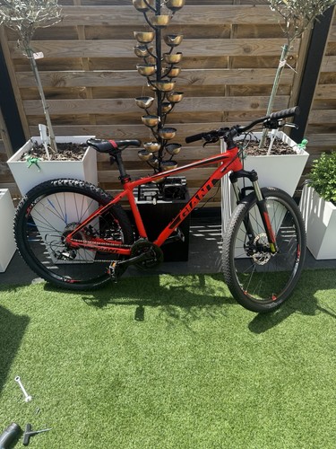 Giant atx mountain bike - mountain,